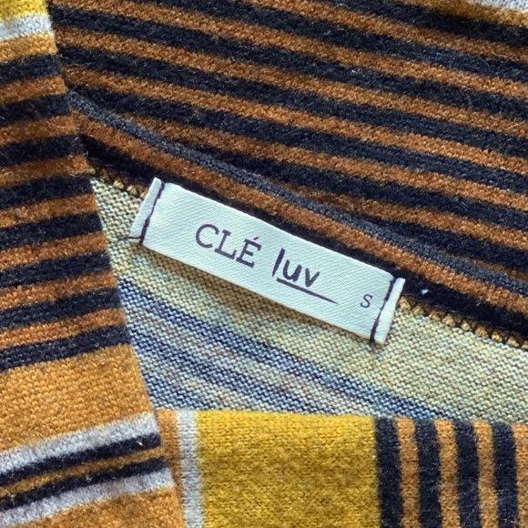 CLÉluv Small Striped Yellow Crop Top - Picture 2 of 2